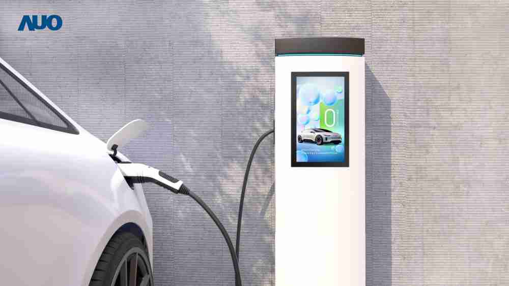 友達〝EVSE車用充電樁解決方案〞專為電動汽車充電樁設計，，，具有高亮度、、、克服戶外艱難環境的耐溫、、耐紫外線等特性，，，並搭載散熱性及擴充性強的高效能工業電腦，，，，可實現人機互動訴求，，，，如資訊顯示、、、、支付等應用